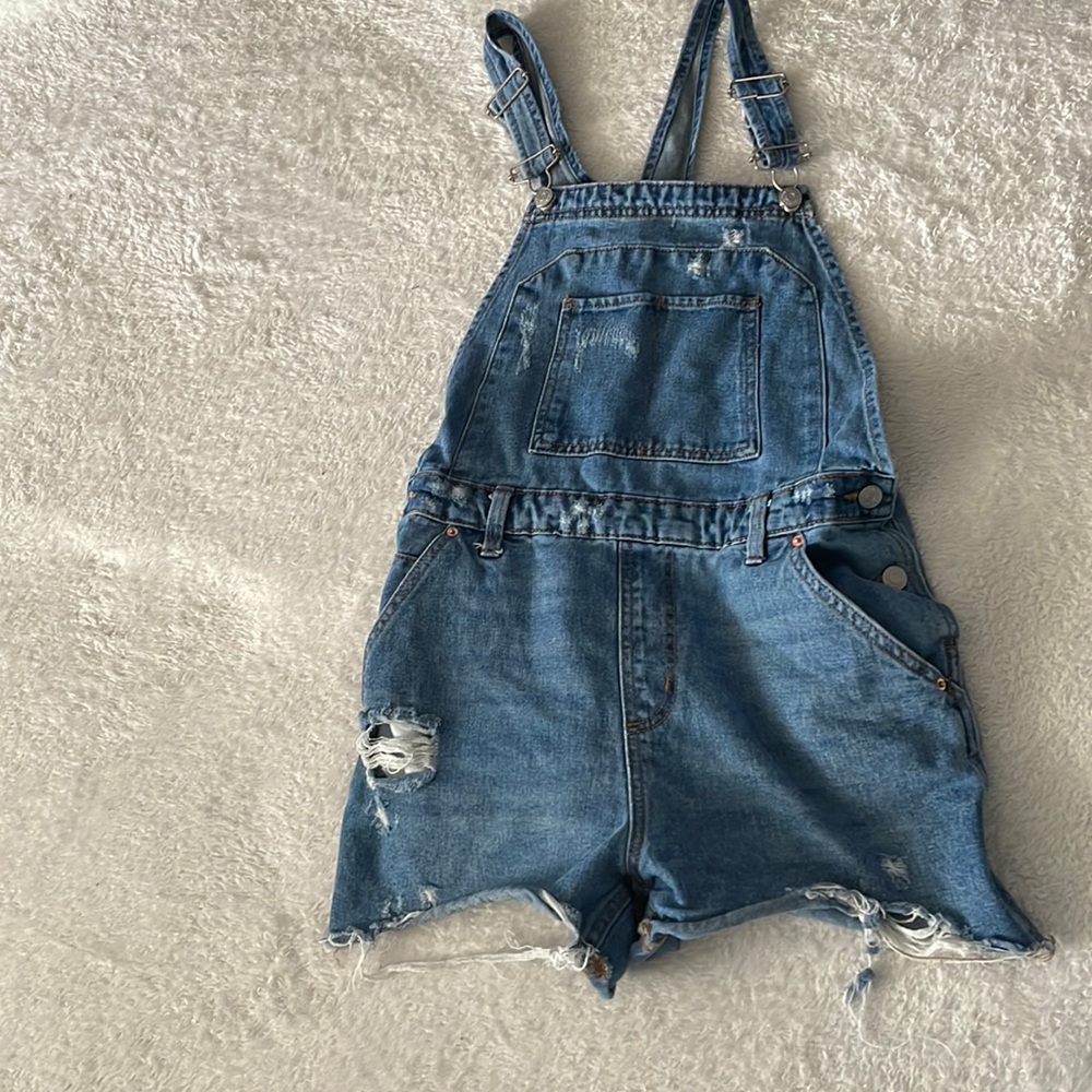 Medium wild fable blue jean cut off over alls